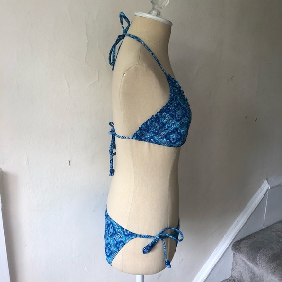 Old Navy Paisley Ruffle Trim Halter String Bikini - Picture 4 of 7